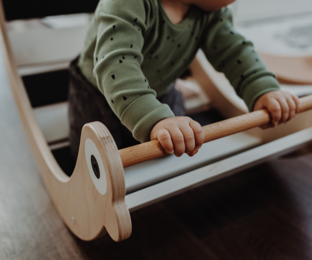 Houpačka Spectra černá