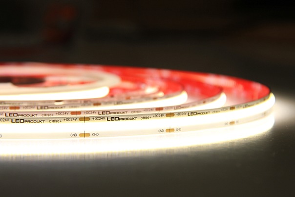 5m PROFI LED pásik 528LED/m COB 15W/m neutrálna biela IP20 24V