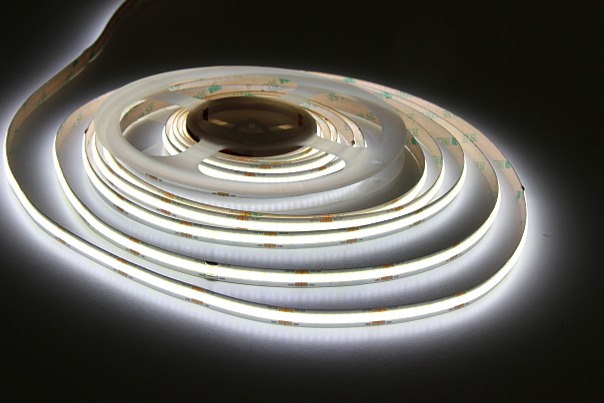 5m PROFI LED pásik 320LED/m COB 8W/m studená biela IP20 24V