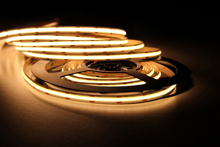 5m LED pás SPI RUNNING 24V COB 420LED/m 11W/m teplá biela IP20