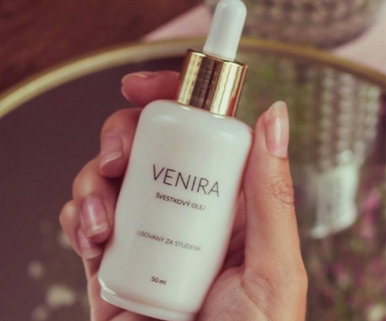 přírodní švestkový olej