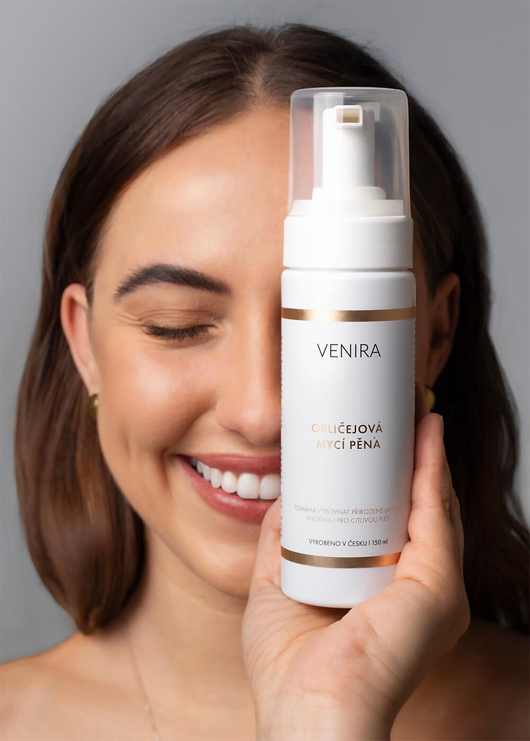 VENIRA obličejová mycí pěna