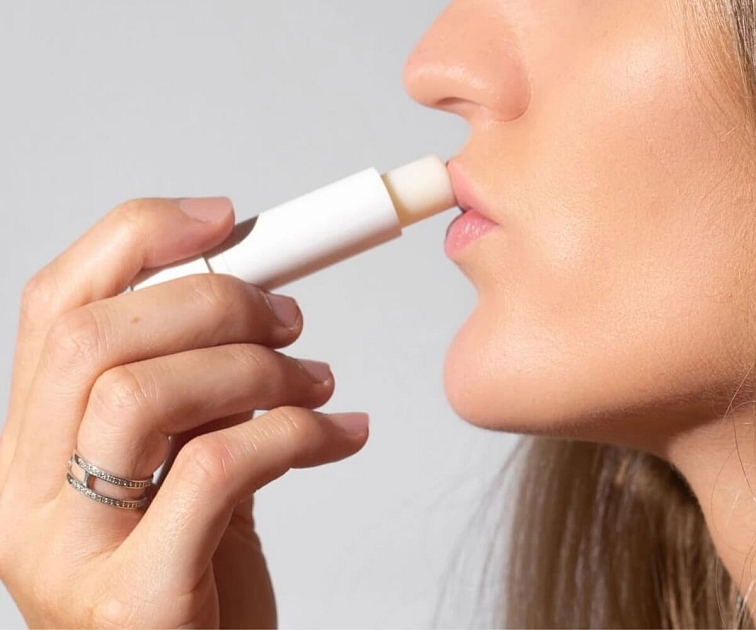 třešňový balzám na rty