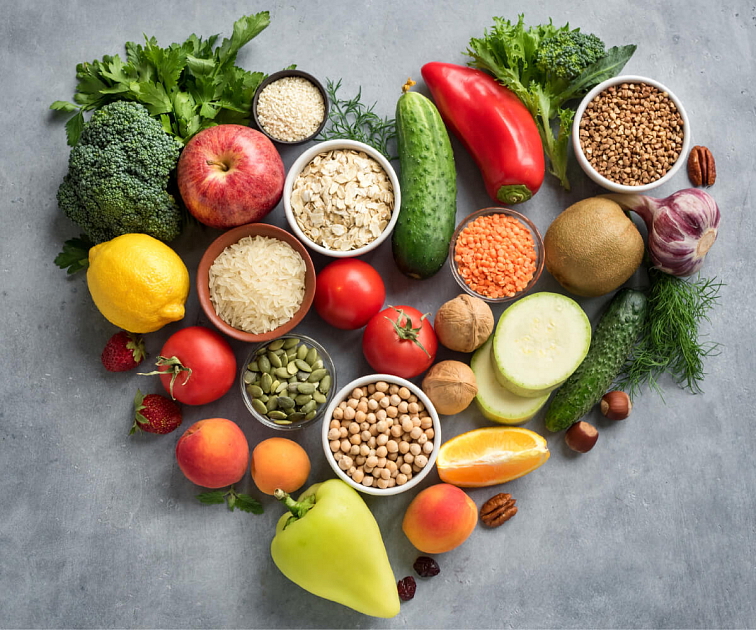 Trápí vás nadměrné padání vlasů na jaře a v létě? Zatočte s ním!