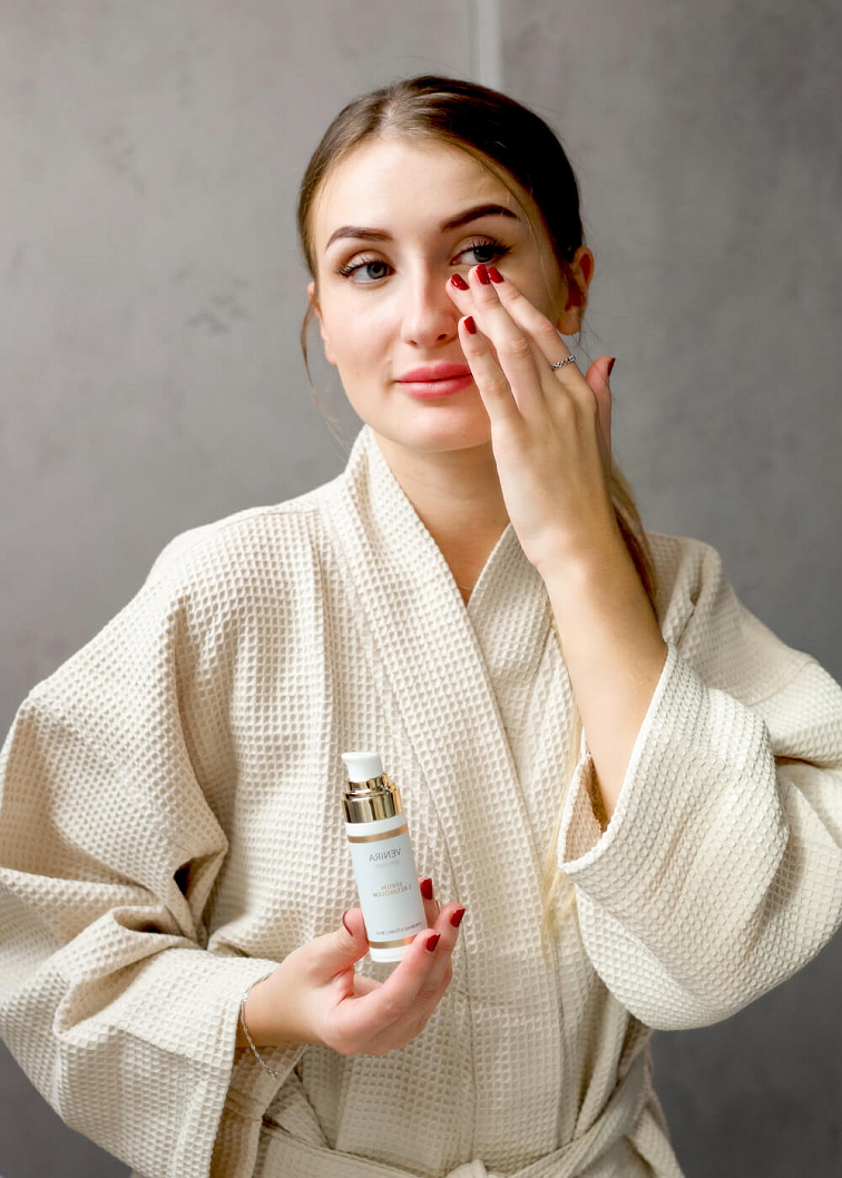 VENIRA sérum s retinolem