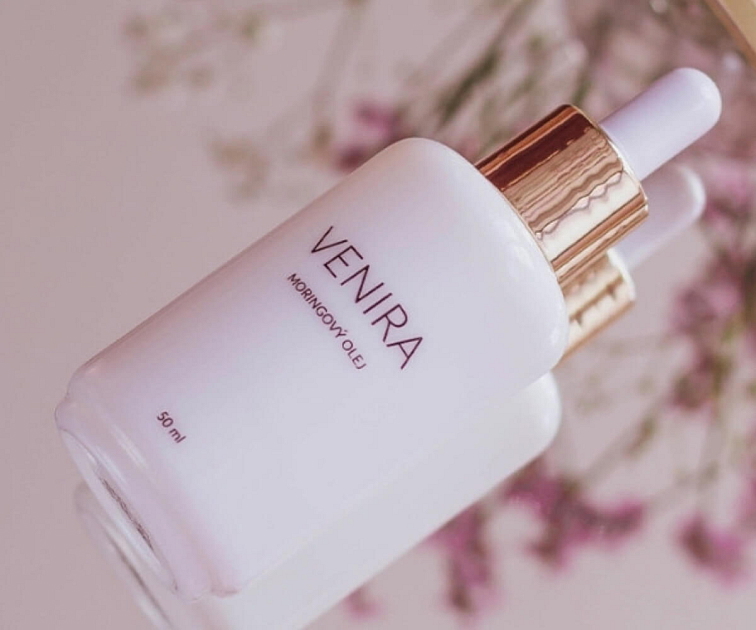 moringový přírodní olej