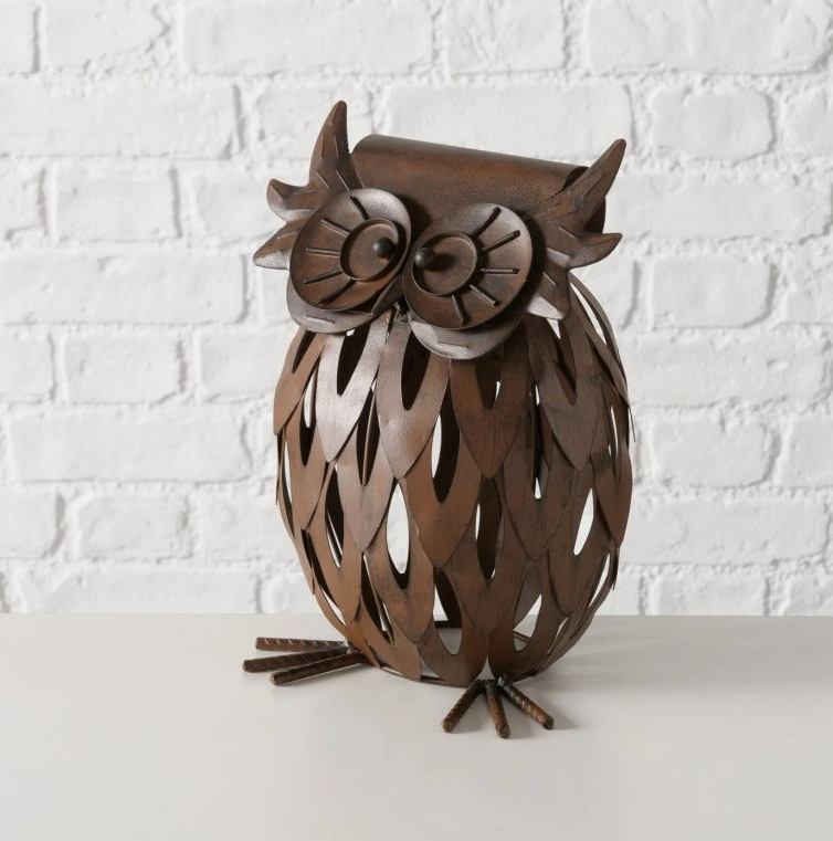 Ako vybrať drevené dekorácie do záhrady a nábytok v rustikálnom štýle?