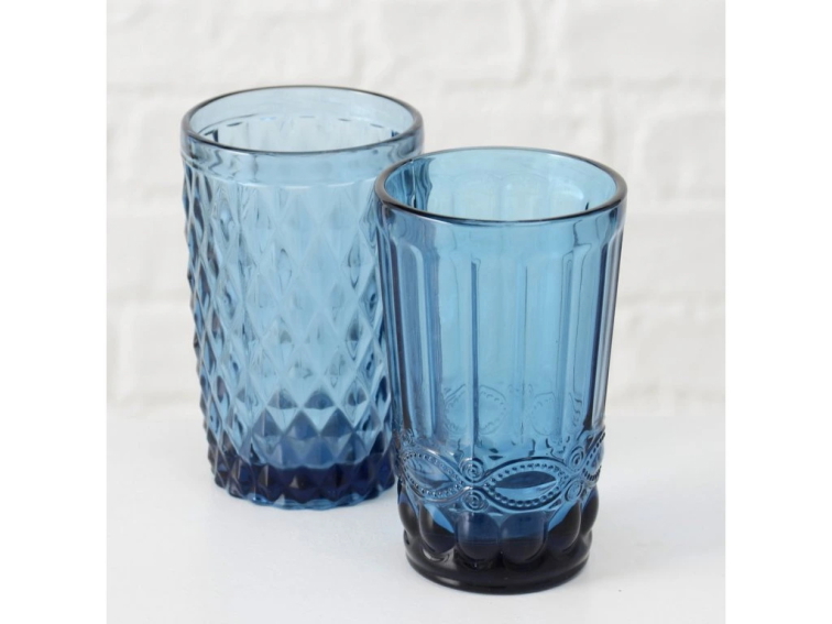 Letné osvieženie pre váš domov s dekoráciami v odtieňoch modrej