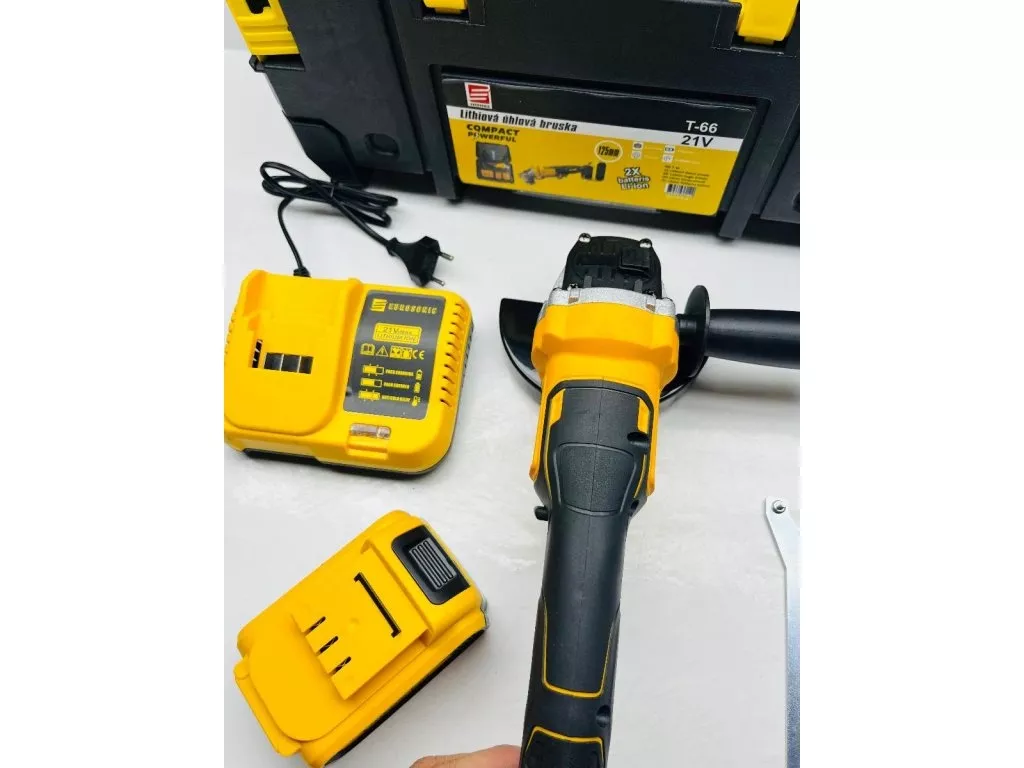 AKU Úhlová bruska T-66 + Náhradní baterie 125mm