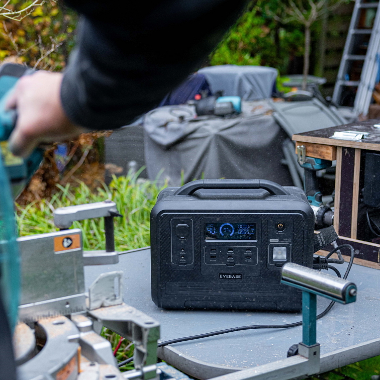 Nabíjecí stanice Move 1200 Portable Power Station EveBase