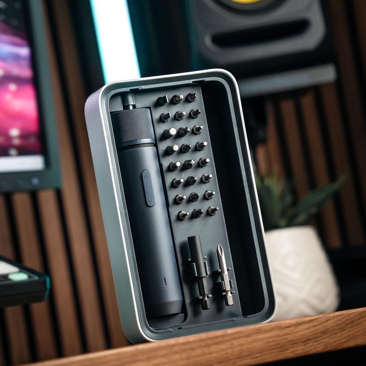 Sada elektrického šroubováku 3,6 V HOTO Tools