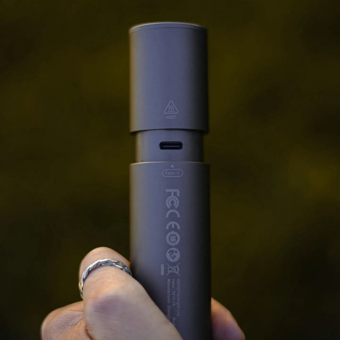 Kapesní svítilna HOTO Tools