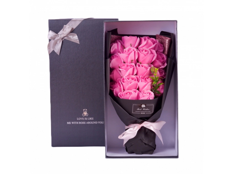 Medvídárek ružový puget z mydlových ruží v darčekovom boxe