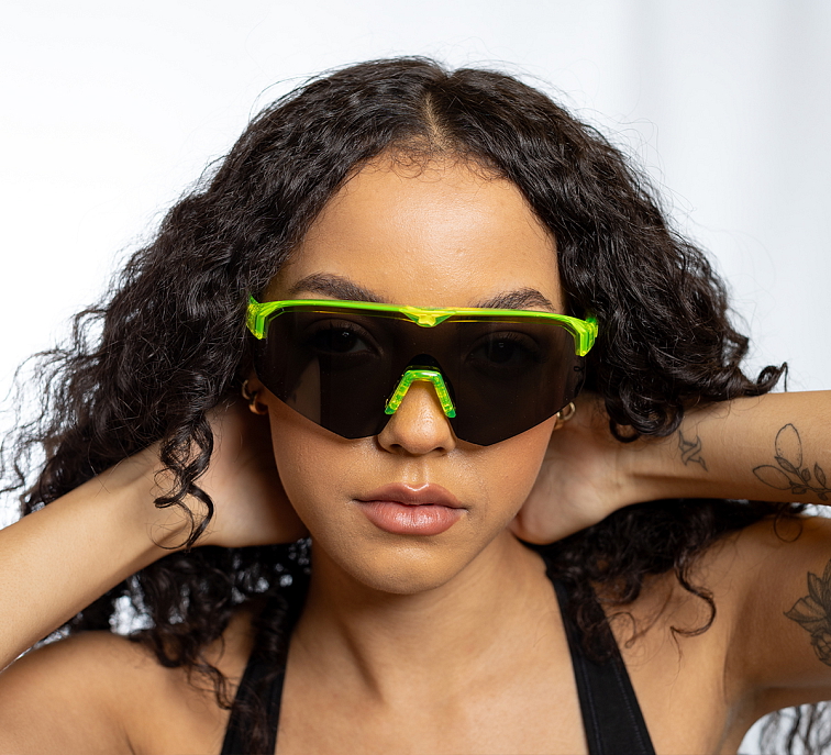 Tripoint Lake Victoria | Transparent Neon Yellow Smoke