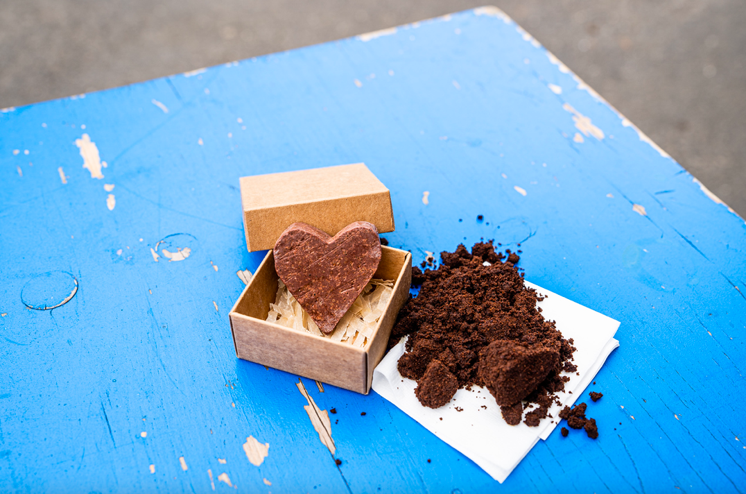 MÝDLO Z KÁVOVÉ SEDLINY