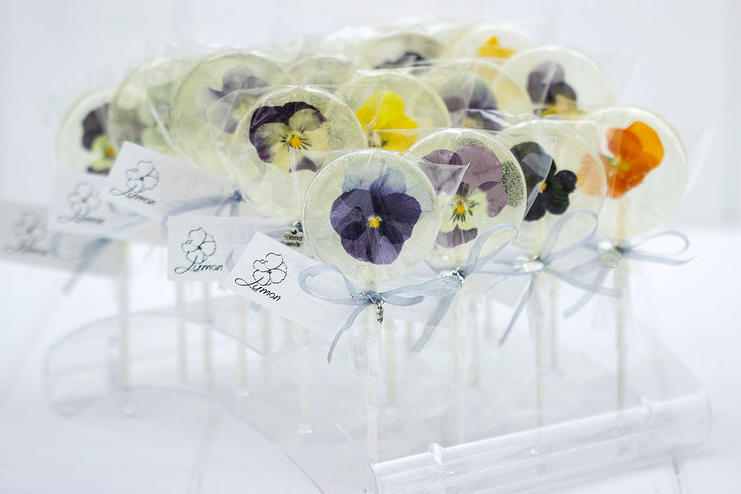 KVĚTINOVÁ LÍZÁTKA