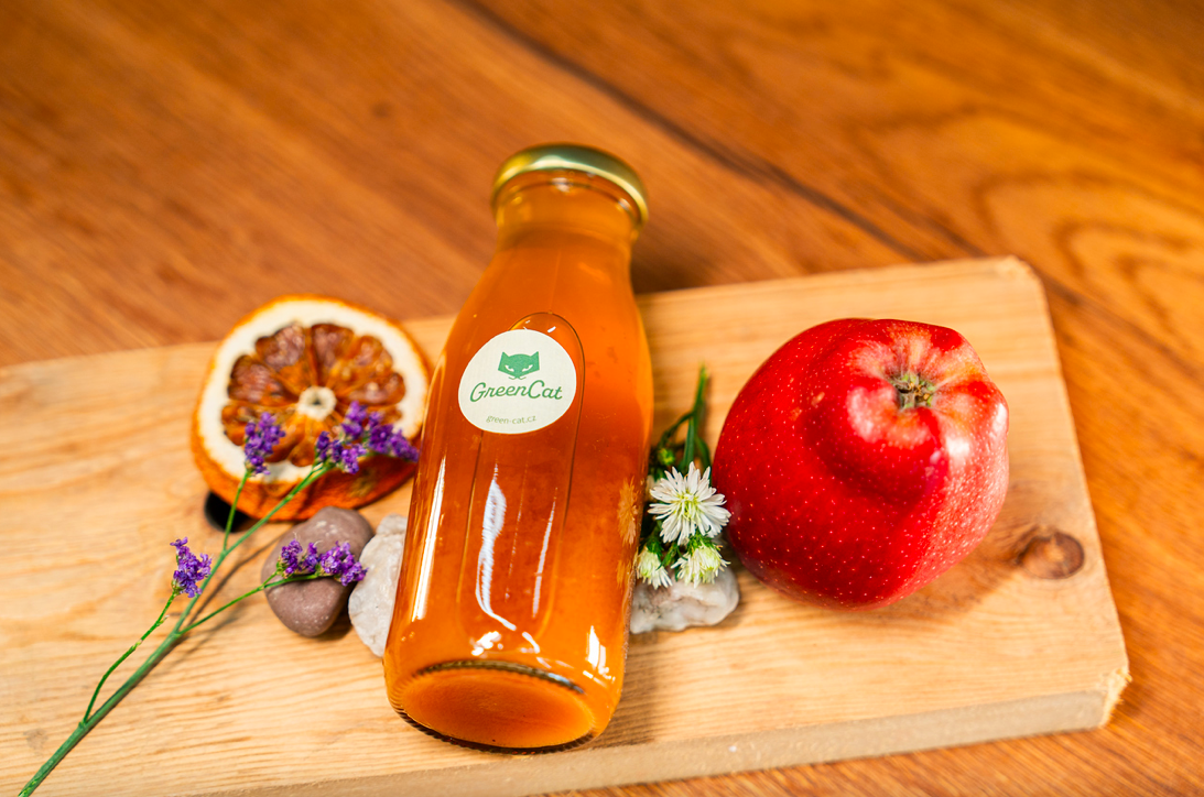 Mošt z české moštárny