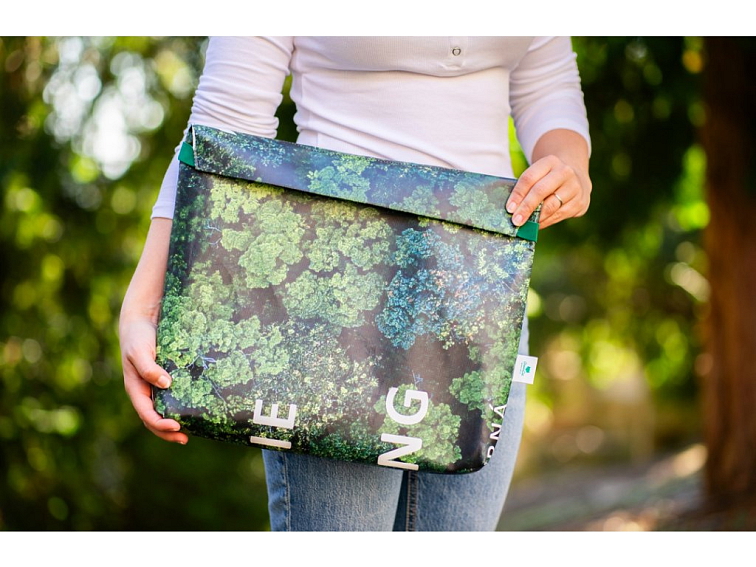 Z BANNERU – Pouzdro na notebook