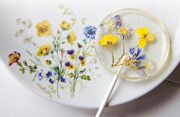 KVĚTINOVÁ LÍZÁTKA