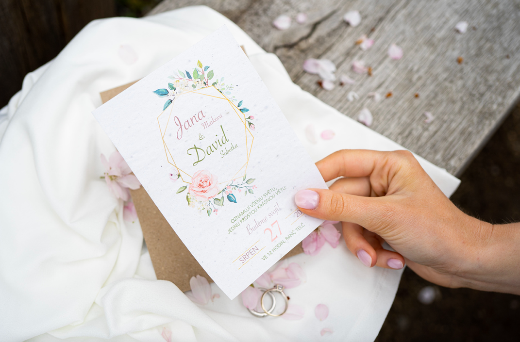 ROSTOUCÍ PAPÍR – Svatební oznámení