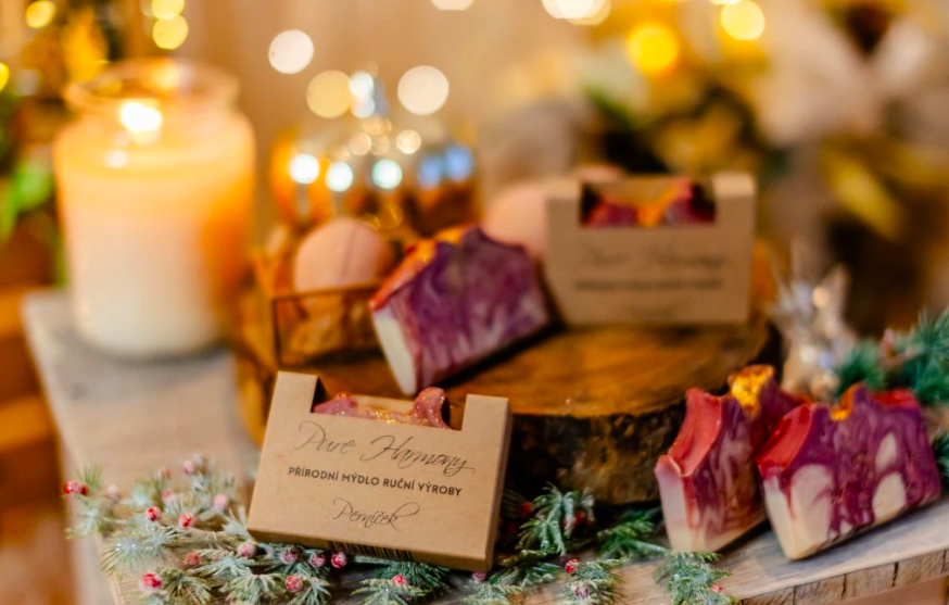 PŘÍRODNÍ RUČNĚ VYRÁBĚNÉ MÝDLO 35g