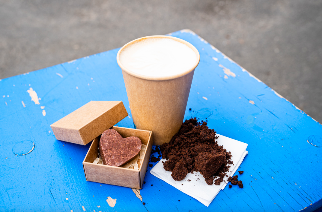 MÝDLO Z KÁVOVÉ SEDLINY