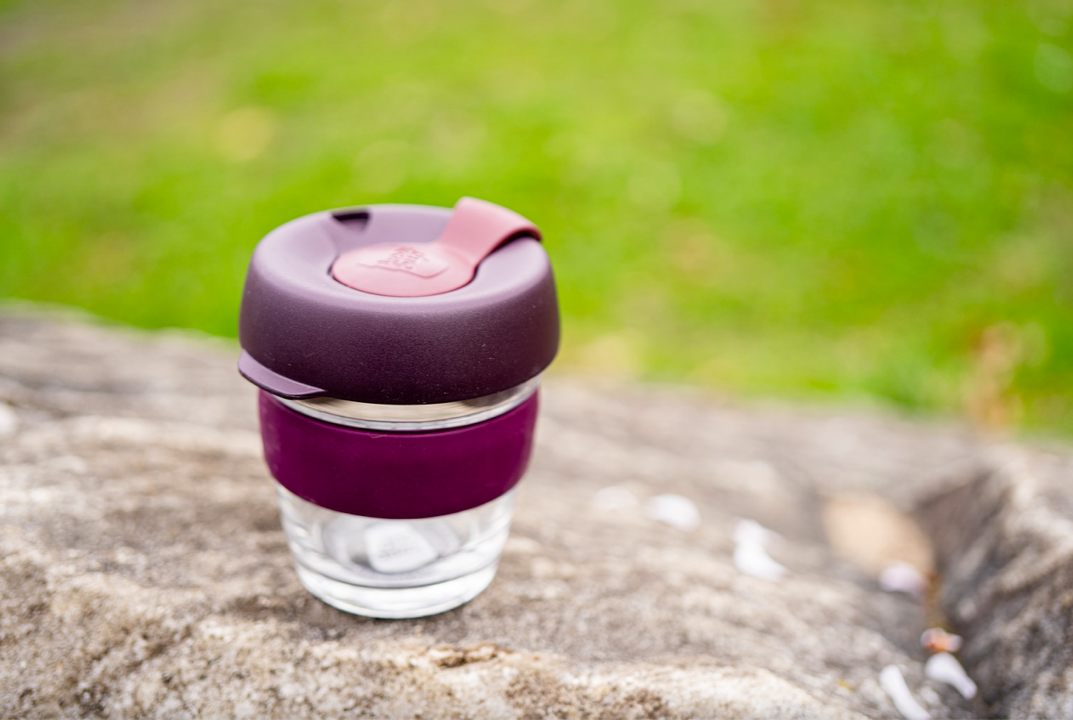 BAREVNÝ KEEPCUP