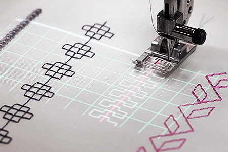 Husqvarna Designer Epic 3