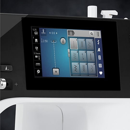 BERNINA 435 Black Edition