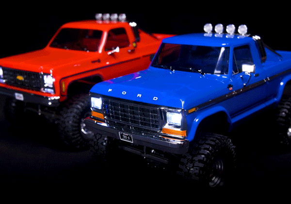 Traxxas TRX4-M Ford F-150 1979 1:18 RTR hnědý