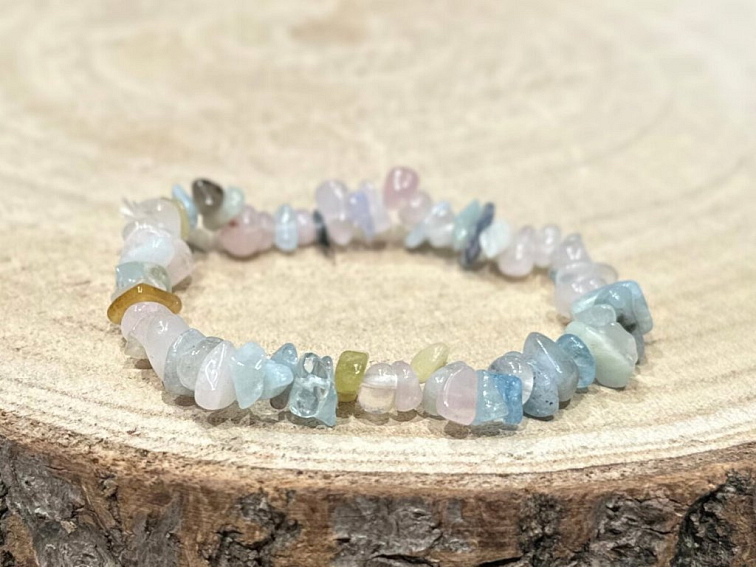 Morganit - náramek; 5-10mm - sekaný