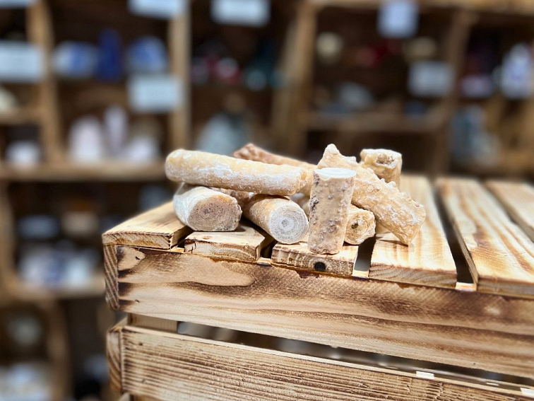 Aragonit - surový kámen; 50-70mm