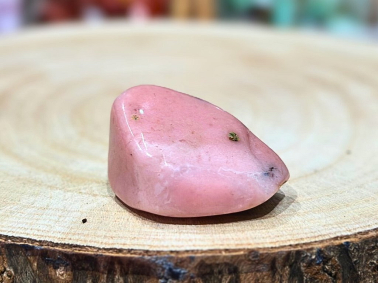Růžový opál – andský tromlovaný kámen; 35-40mm