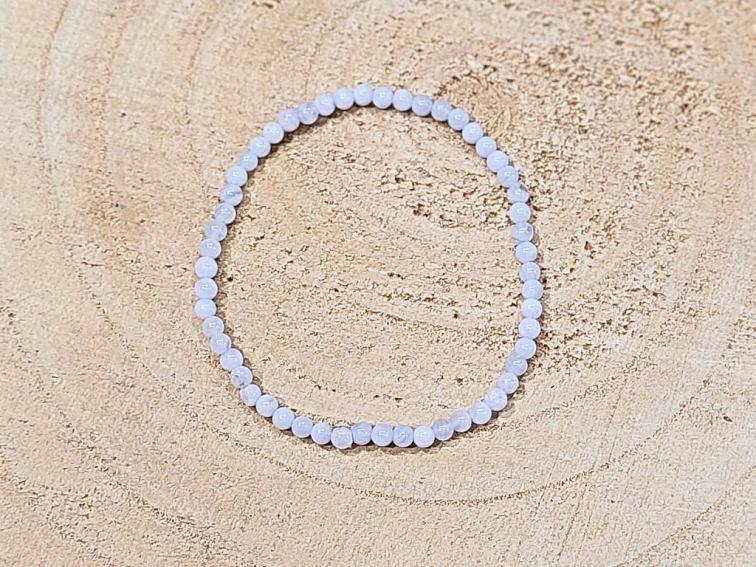 Chalcedon modrý - náramek; 4mm