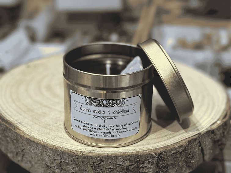 Černá svíčka s křišťálem