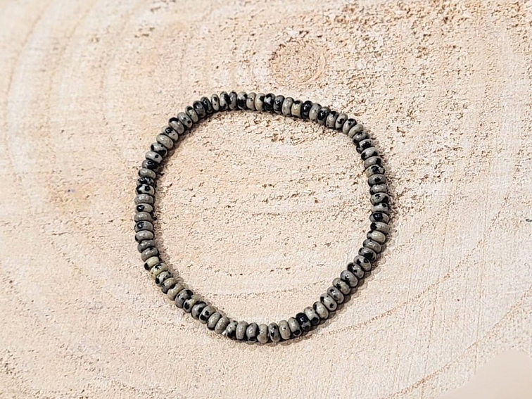 Jaspis dalmatin - náramek; 3-4mm - rondelky