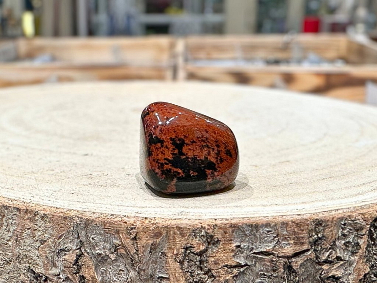 Mahagonový obsidián - tromlovaný kámen; 25-30mm