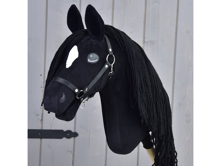 Hobby Horse Cloony mit Schwarzem Halfter