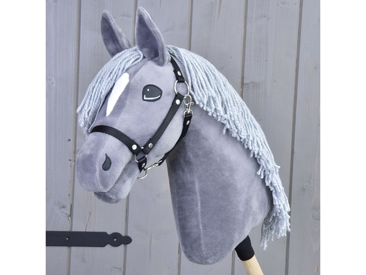 Hobby Horse Grace mit Schwarzem Halfter