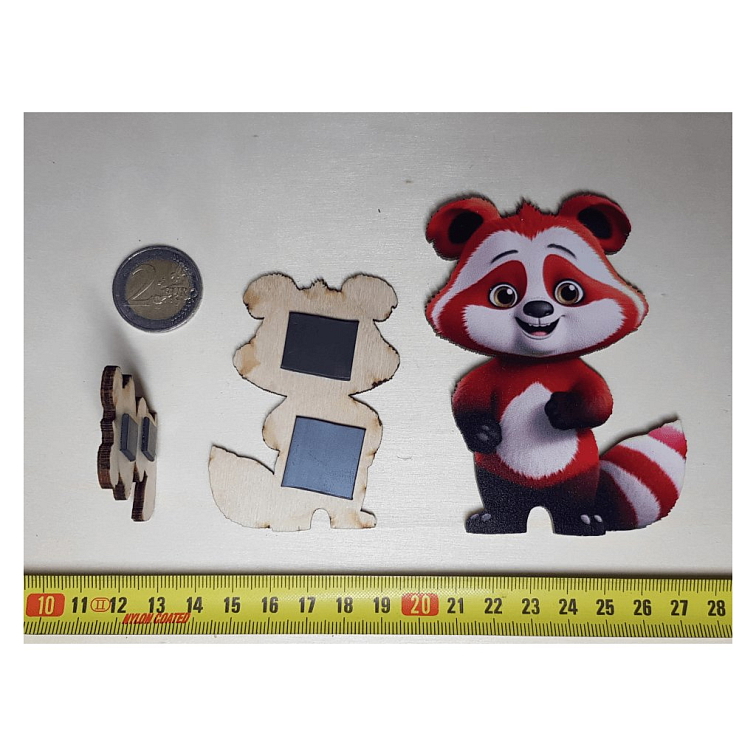 Panda červená - Drevená magnetka - CoolArts