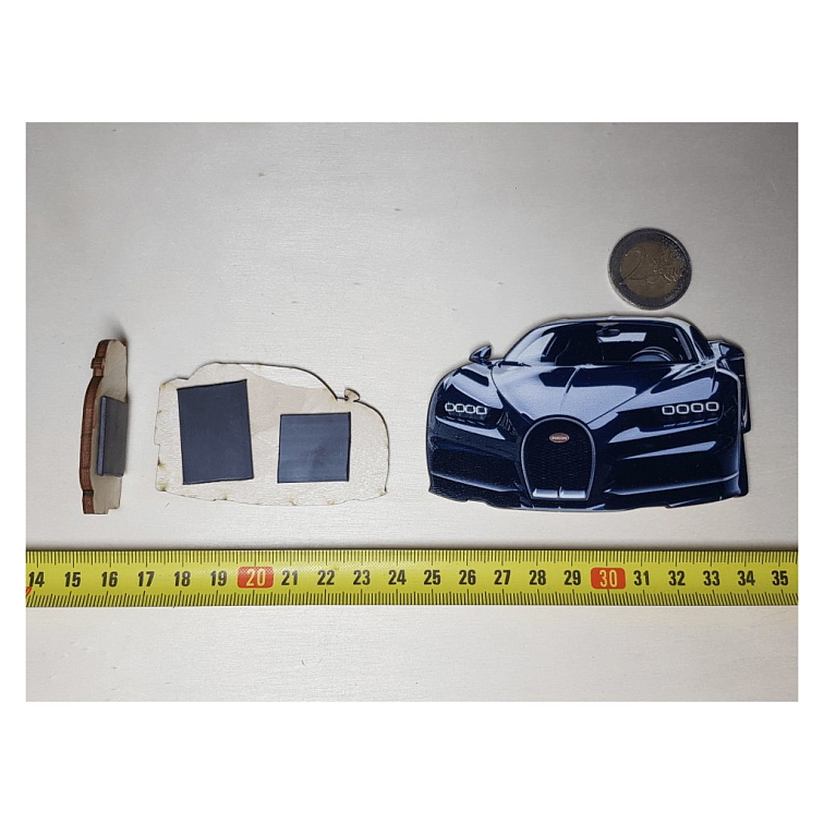 Auto Bugatti - Drevená magnetka - CoolArts