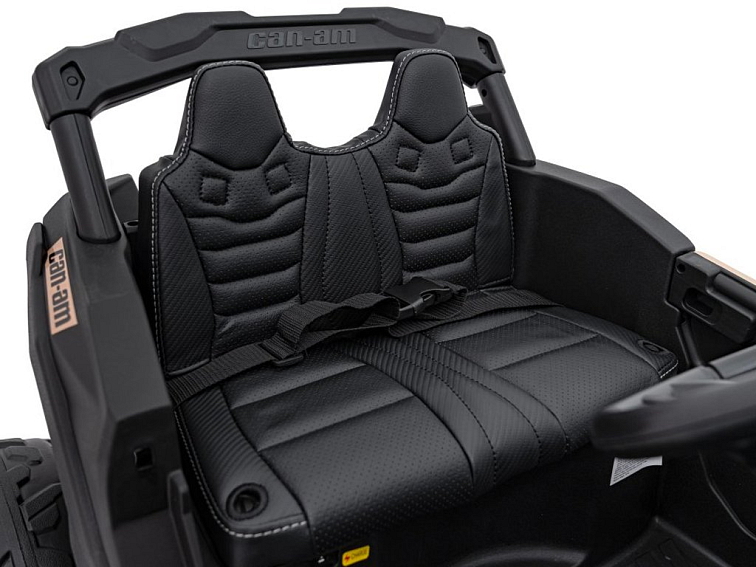 Dětská buggy CAN-AM Maverick 4x200W 10Ah - černá