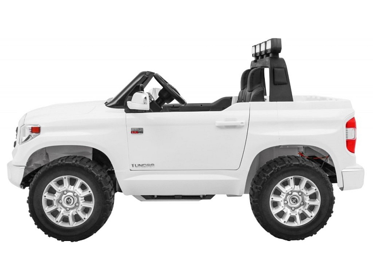 Toyota Tundra XXL | 4x2 | bílá