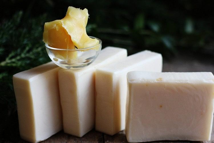 ECOLATIER - Esenciální krém s pantenolem pro miminko a maminku 0+, 100 ml