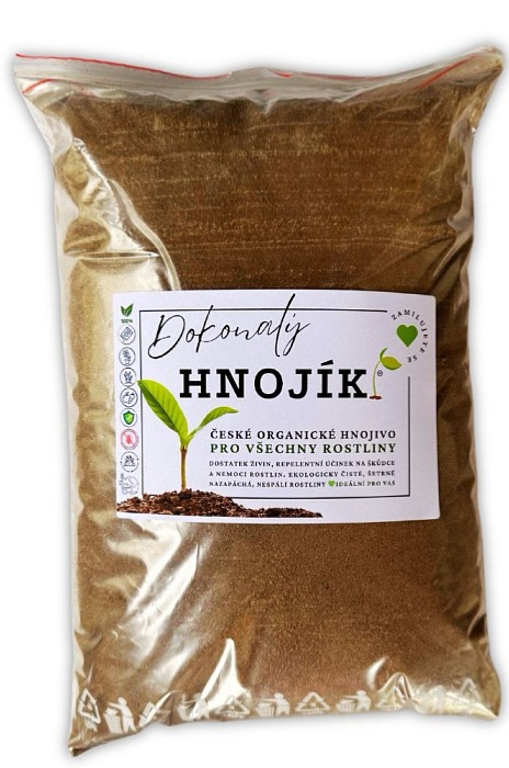 COMPLET SUPER set: Biochar 60 l + Hnojík 4 l + Vápník 2,5 l + Vápník s hořčíkem 2,5 l + Svlečky 0,6 L