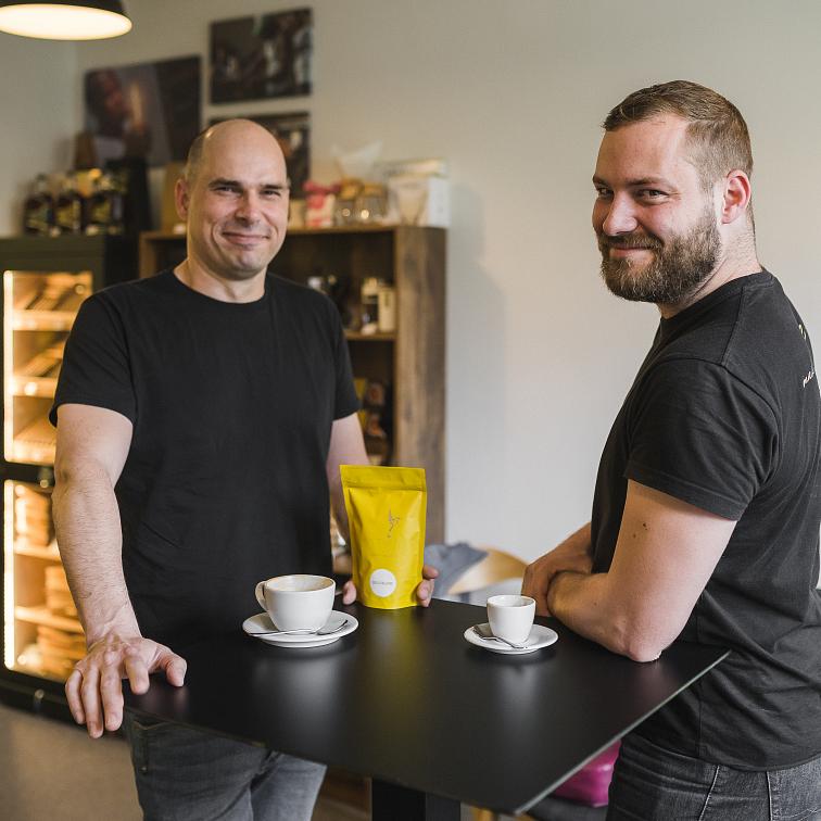 SAMBA BLEND, OBLÍBENÁ KÁVA ŠÉFŮ A MANAŽERŮ