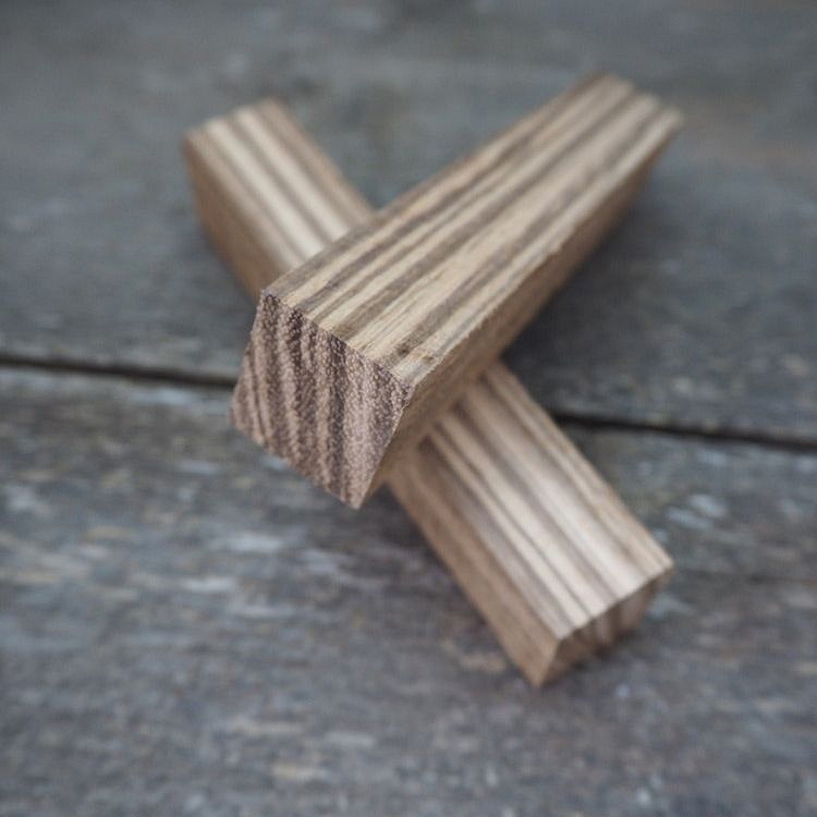 Dřevěné plnicí pero Portland L - Zebrano