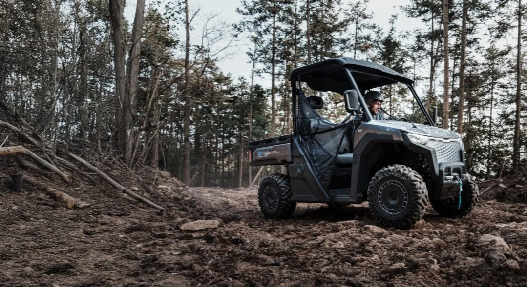 CFMOTO GLADIATOR U6EV