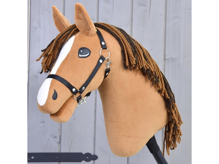 Hobby Horse Edward-LD s černou ohlávkou