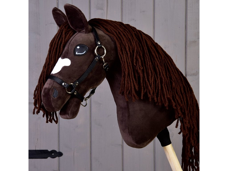 Hobby Horse Chianti s černou ohlávkou